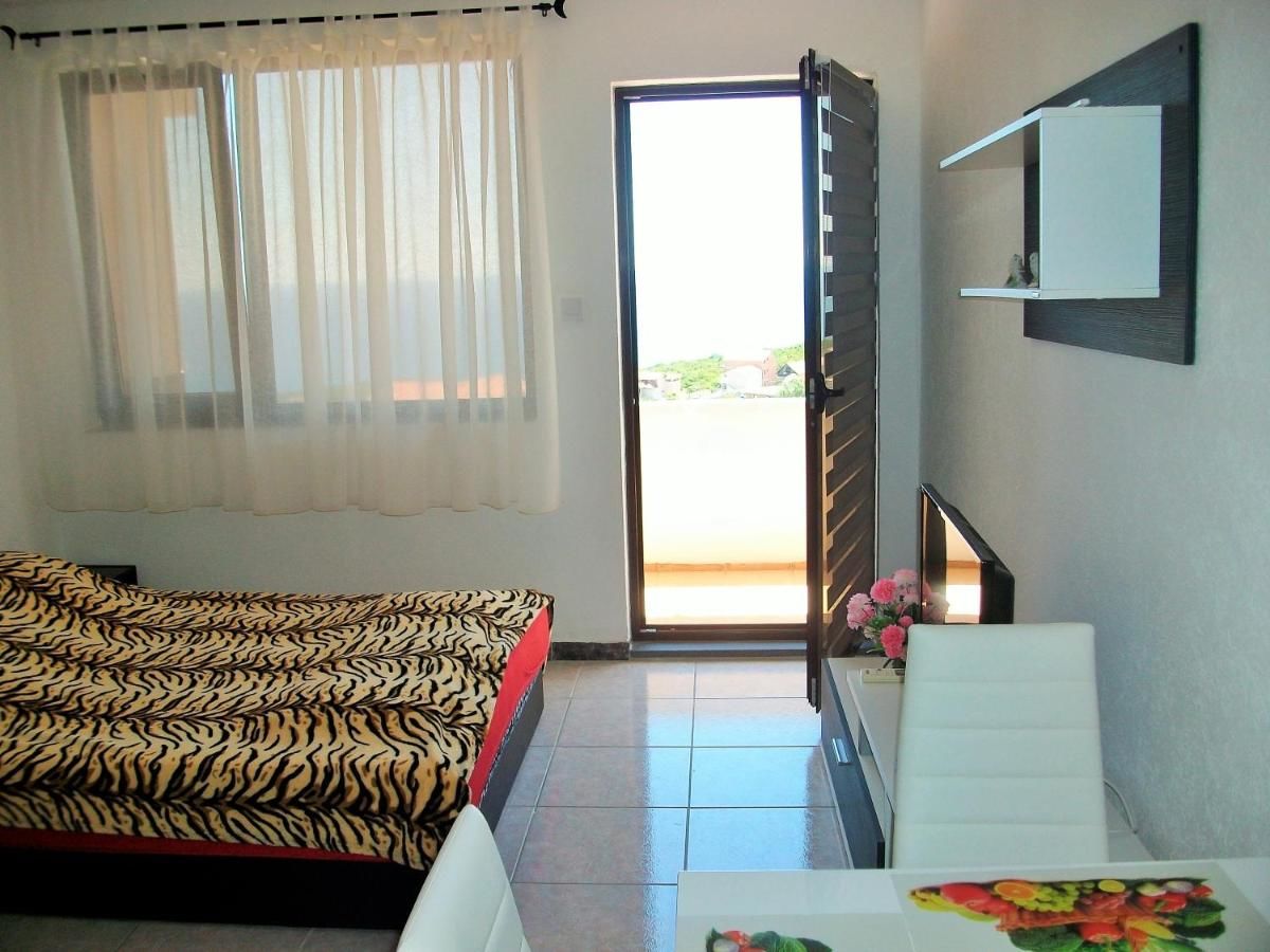 Апартаменты Apartments Petrovic Кримовица-23